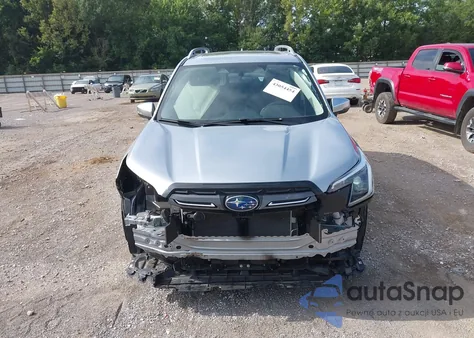 2022 Subaru Forester Touring из США, поврежденный, VIN JF2SKARC5NH441283